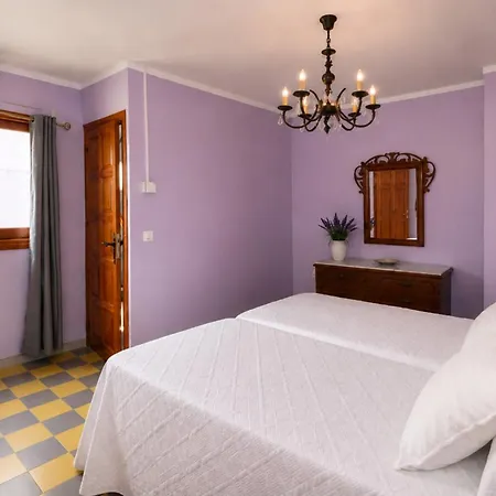Hébergement de vacances Casa Adela *